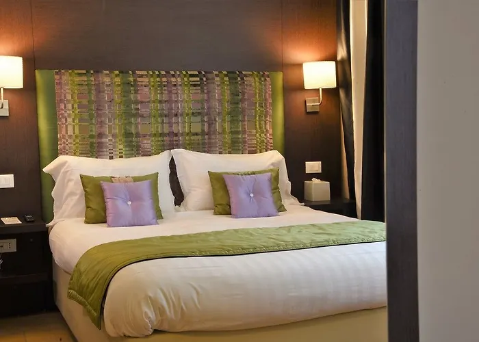 Konukevi Chic&town Luxury Piazza Del Popolo 1 4*